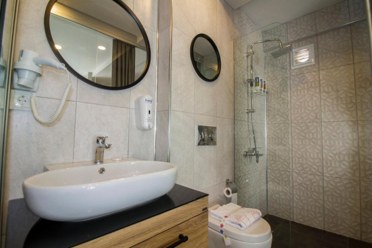 Nostalji Hotel Истанбул Екстериор снимка