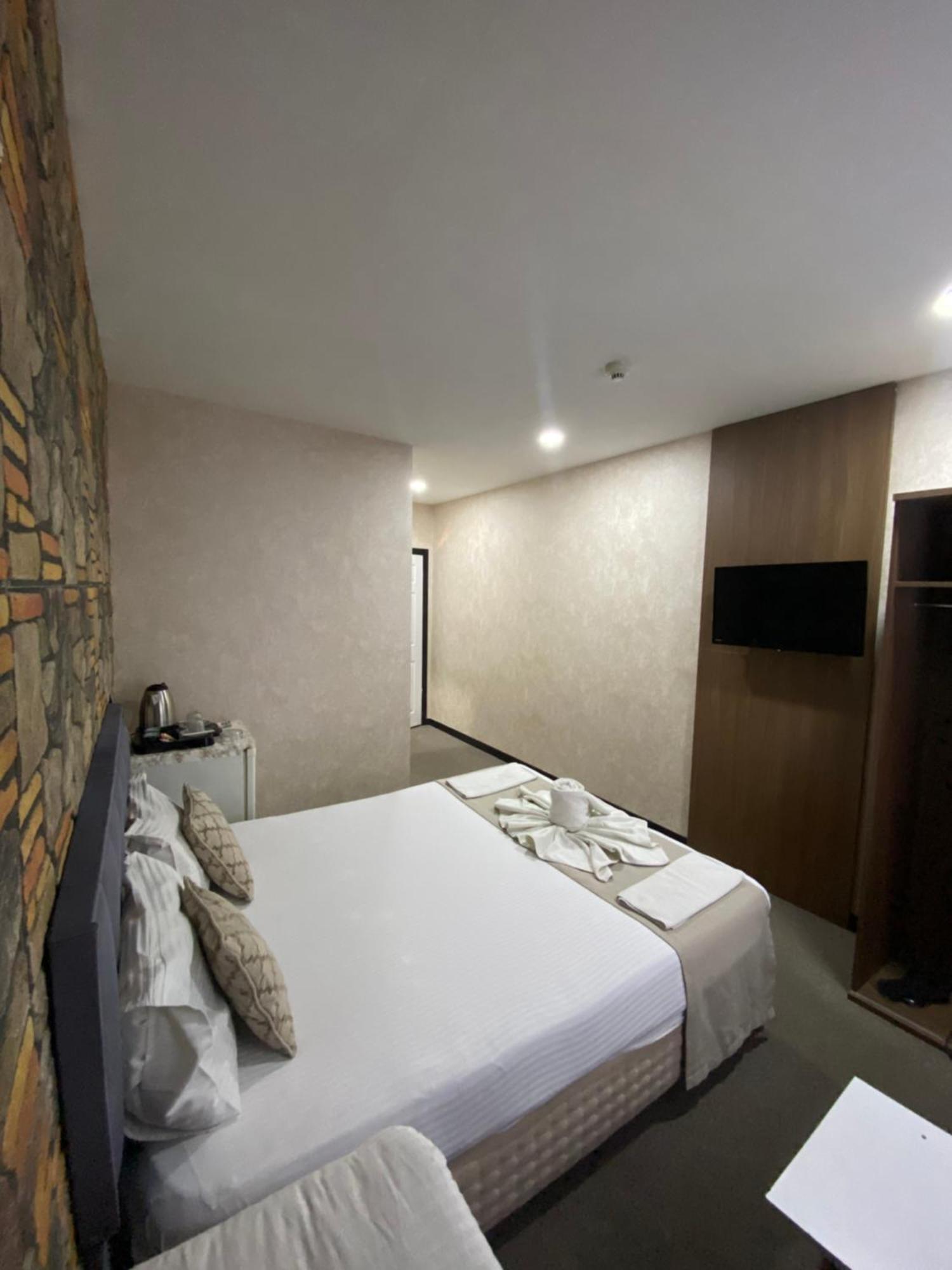 Nostalji Hotel Истанбул Екстериор снимка